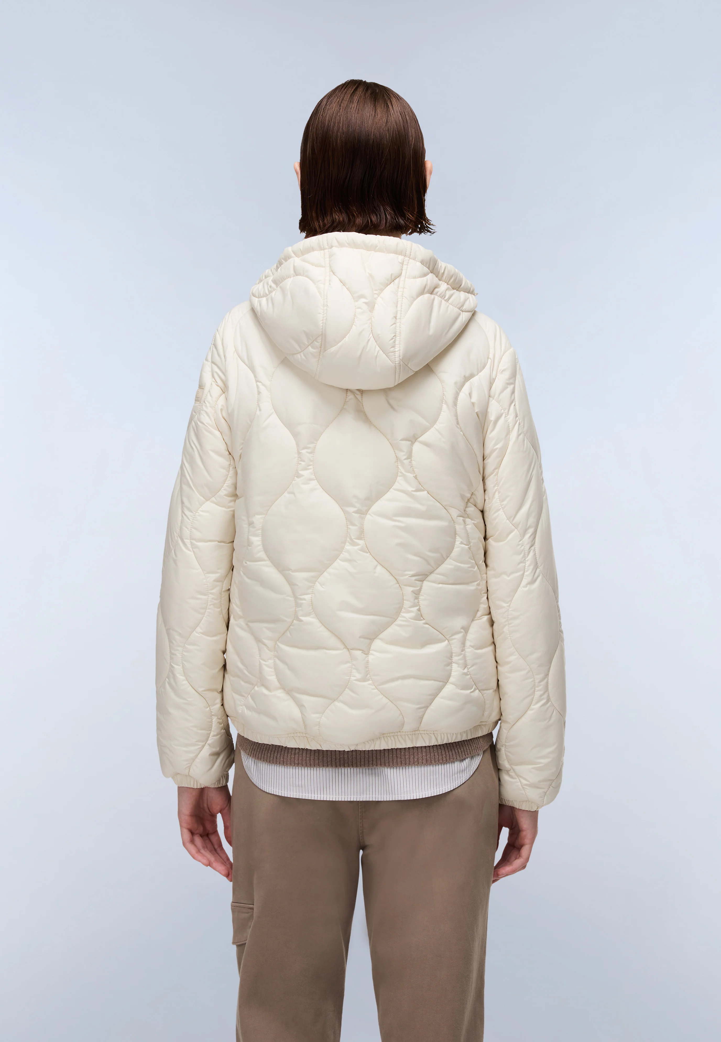 Sort-Pufferjacke