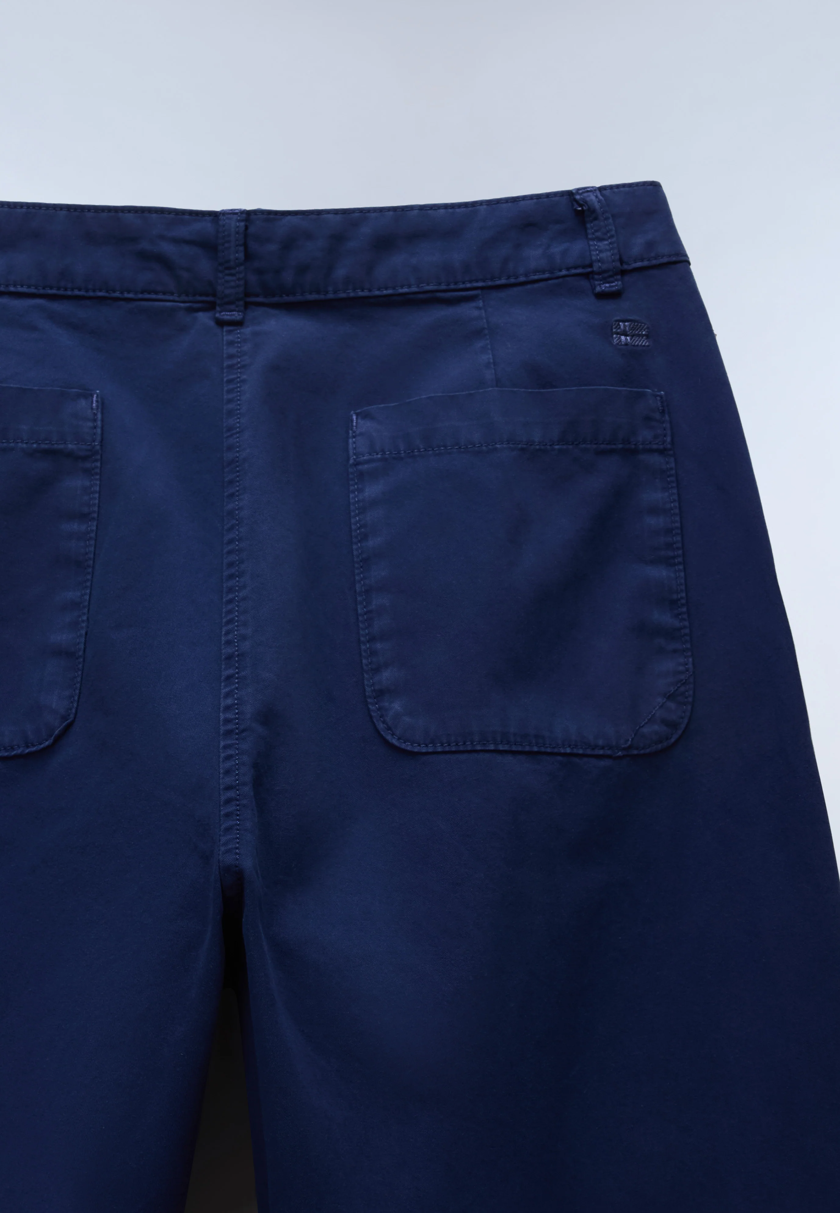 Halide Chino-Hose