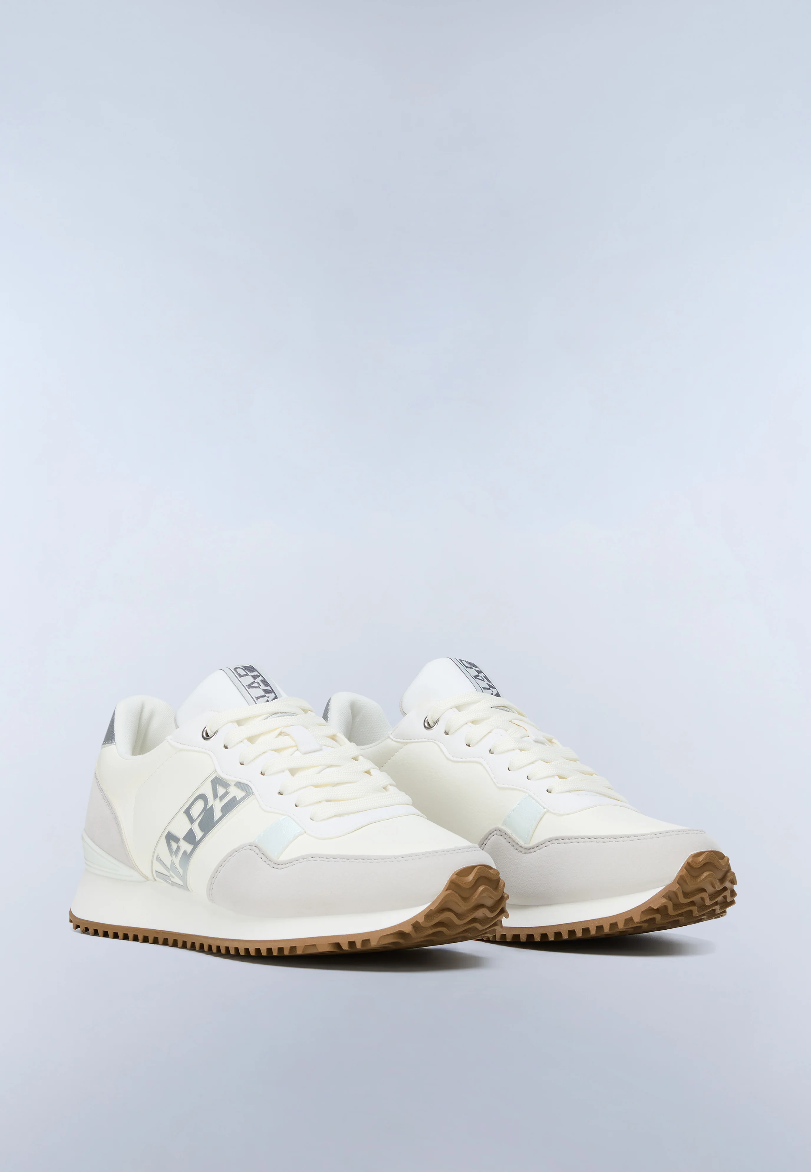 Turnschuhe Astra Syn